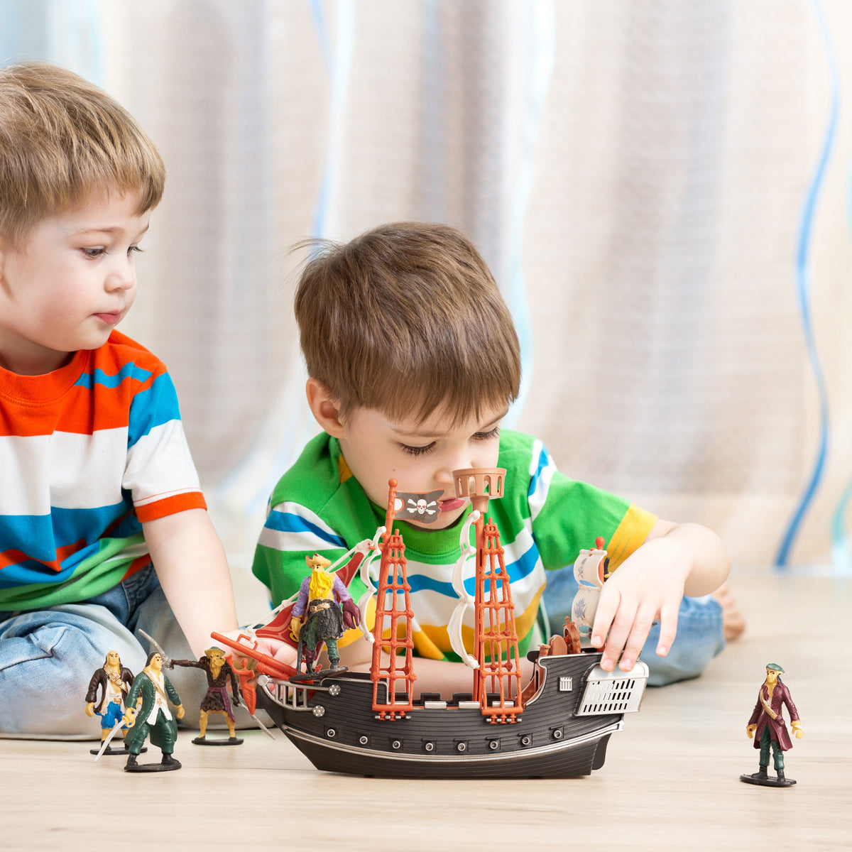 Pirate Ship Set Including Pirate Figures
