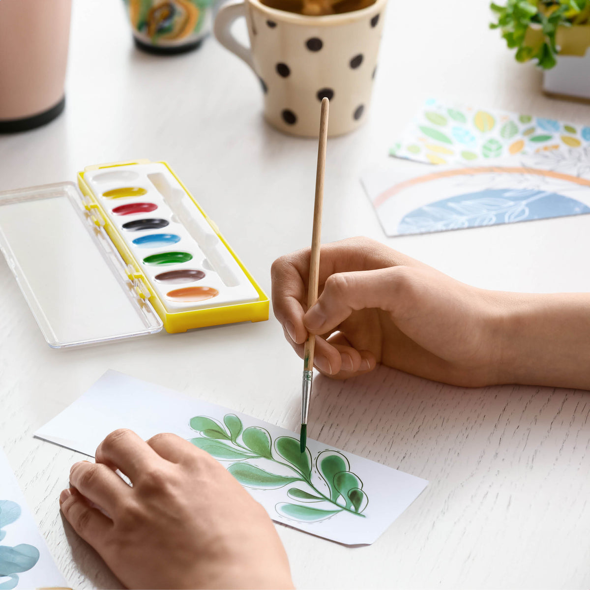 Watercolour Paint Palette Sets Including Brushes