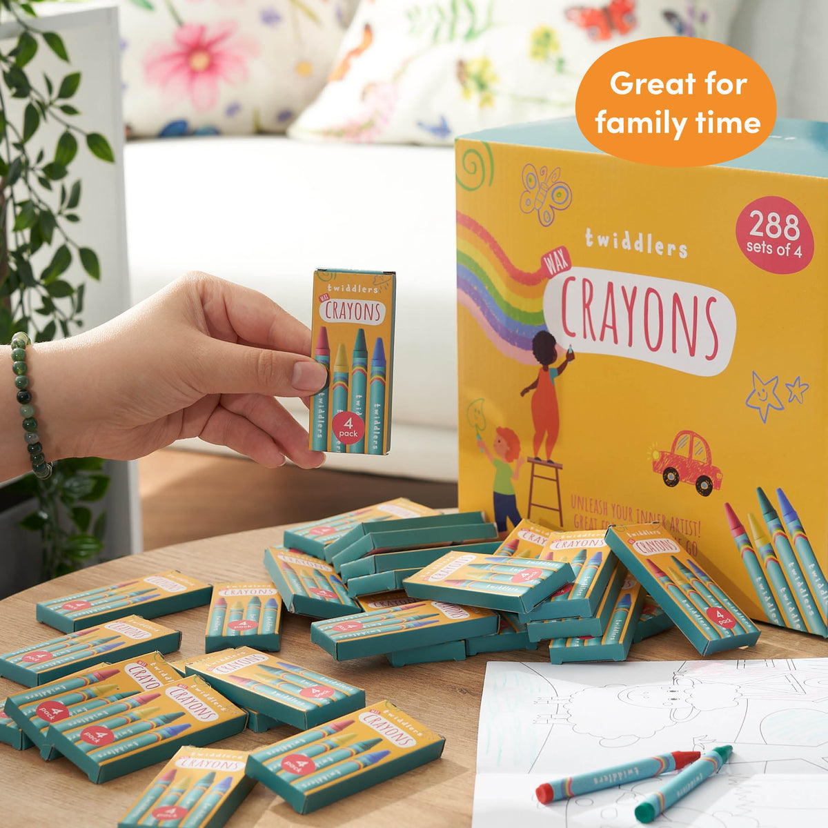 Wax Colouring Crayons (Packs of 4) – Mini